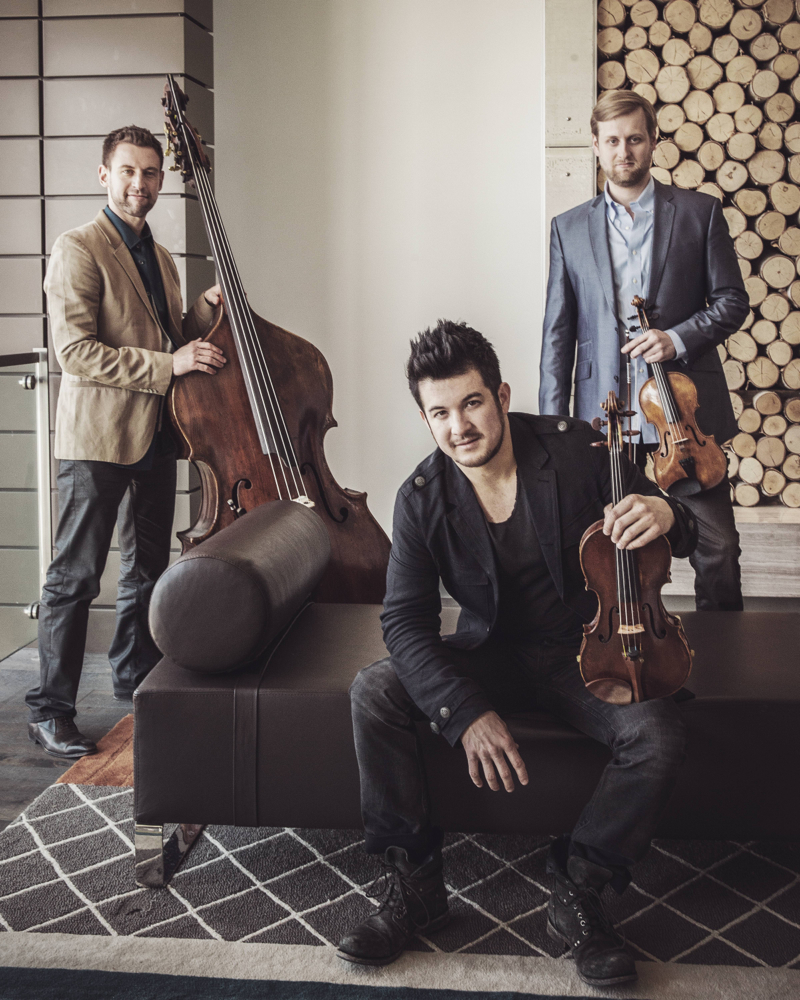 Prom 71 Time for Three, BBC Concert Orchestra, Lockhart The Arts Desk